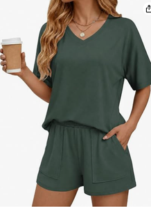 lot 20001 image: Ekouaer XL Womens Short Sleeve Shirt and Shorts Set - Stock image may not match actual product images