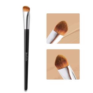 lot 6406 image: BeeYoYe Concealer Brush, Under Eye Blending Brush