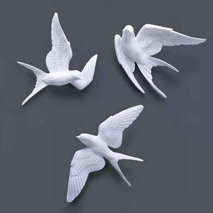 lot 7463 image: 3 Pcs Swallows Bird Wall Sculpture, 3D White Birds Sparrows Swallows Decor, OutdoorIndoor Peace Peace Dove Bird Figurines for Home, Garden and Patio (White) 3packages