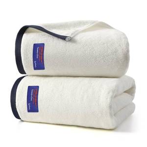 lot 1555 image: REDKISS 2 Pack Cotton Bath Towels, Soft Absorbent 600 GSM, 27x54 Inch