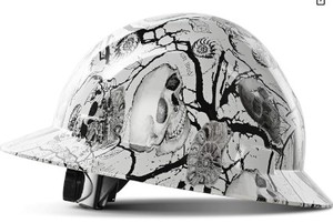 lot 2397 image: Call helmet construction helmet