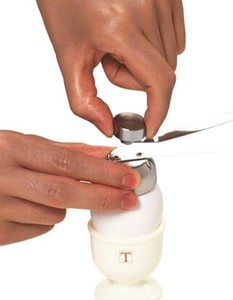 lot 4367 image: EGG Hammer Touch Healthy Cooking Egg Opener