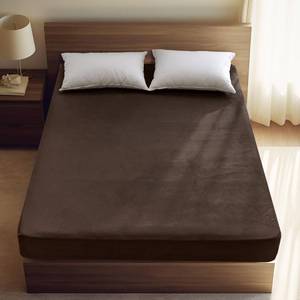 lot 1586 image: PHF Ultra Soft Velvet Fitted Sheet King Size, 16 Deep Pocket with Wider Stronger Elastic Band, Easy Fit Easy Care, 1 Pack Cozy Comfy Flannel Bottom Sheet for All Seasons, No Pillowcases, Dark Brown