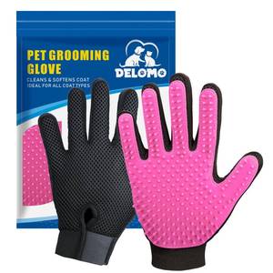 lot 6310 image: Pet Hair Removal Glove with 255 Silicone Tips for Dogs & Cats, 1 Pair Pink