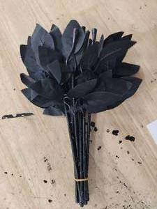 lot 4080 image: Black Artificial Leaves Autumn