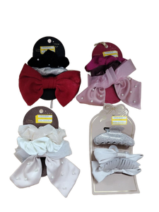 lot 14018 image: Hair Clips and Bows Lot 4 Pieces