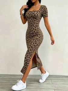lot 20403 image: Womens Leopard Print Midi Dress Small