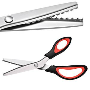 lot 20423 image: EXTYQWC Scalloped Pinking Shears 7mm Decorative Edge