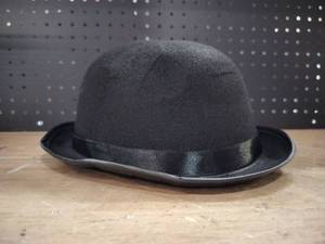 lot 5319 image: Charcoal Gray Bowler Hat with Black Band