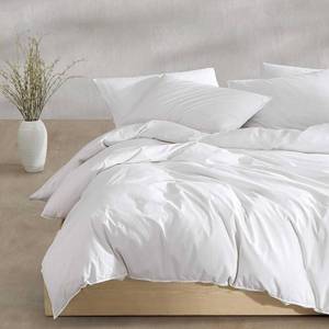 lot 13957 image: Calvin Klein King Duvet Cover Set Washed Percale White
