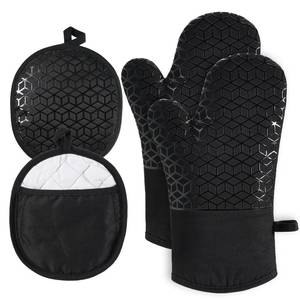 lot 8458 image: NAVITHOUS Oven Mitts and Pot Holders, 500°F Heat Resistant, Black