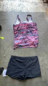 lot 10183 image: Yonique Womens beach ware Clothing 18W