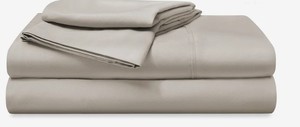 lot 1976 image: Tan Queen Size Sheet Set