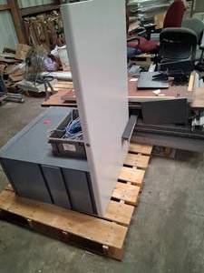 lot 18 image: Pallet of office Cubicles