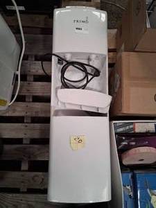lot 20 image: Primo water dispenser