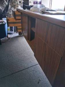 lot 45 image: 5 drawer wooden desk