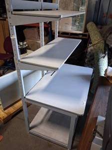 lot 48 image: Large workstion with shelves