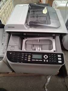 lot 27 image: Large RICOH printer