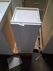 lot 116 image: 12 white shaker wall cabinet with soft close hinges