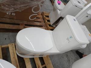 lot 20029 image: 2 Piece Skirted Toilet
