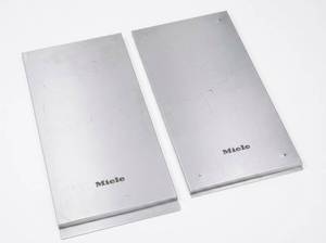 lot 20082 image: Miele Stainless Steel Griddle Grill cover