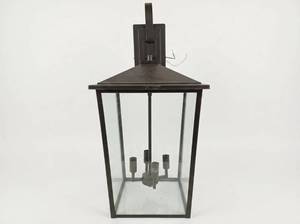 lot 20106 image: Black Outdoor Wall Mount Lantern w 4-Light Fixture