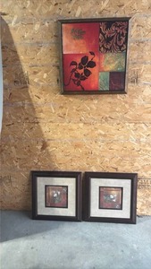 lot 147 image: Wall Decor (1)22 x 22 & (2)20 x 20