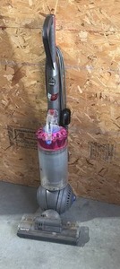 Working Dyson!! Has Attachments