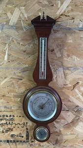 lot 211 image: 20 inch Vintage Airguide Barometer Weather Station Banjo