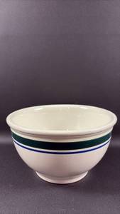 lot 226 image: Gibson China Mixing Bowl 8 inch diameter mouth