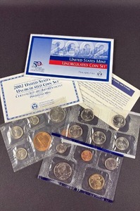 lot 236 image: United States Mint 2002 Uncirculated Coins, Quarters Philadelphia and 1978 Uncirculated Coin Set Denver