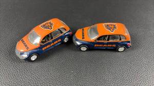 lot 254 image: 2001 Chicago Bears NFL Diecast Car Pair