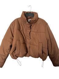 lot 58225 image: Rue21 brown cropped puffer jacket - M