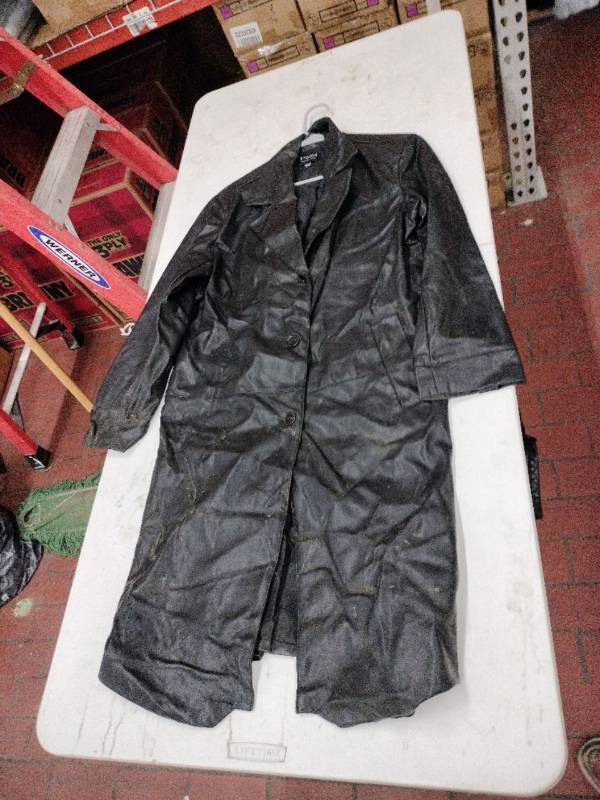 lot 59359 image: black Stoosh faux leather coat - XL