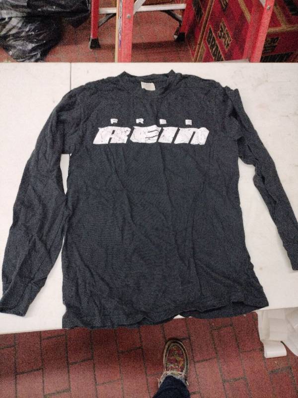 lot 59454 image: Free Rein Long Sleeve Shirt - S