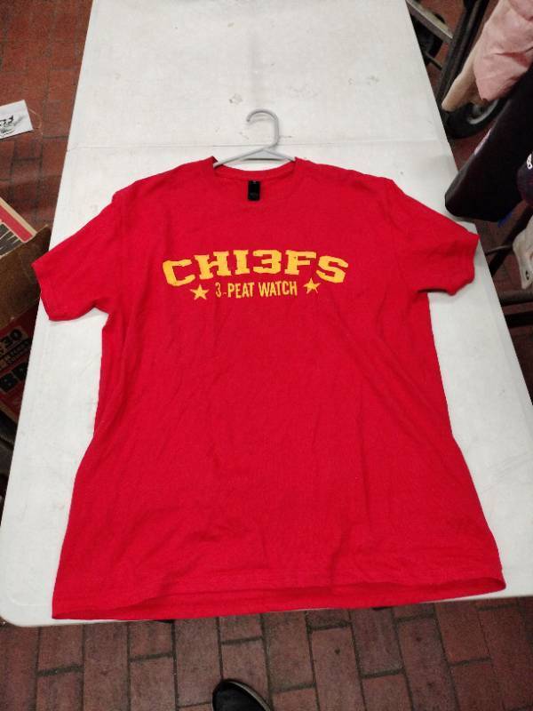 lot 63325 image: Kansas City Chiefs 3-Peat Watch shirt - M