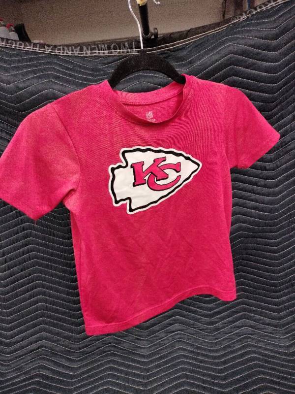 lot 1020 image: NFL Team Apparel Kansas City Chiefs youth short-sleeve t-shirt