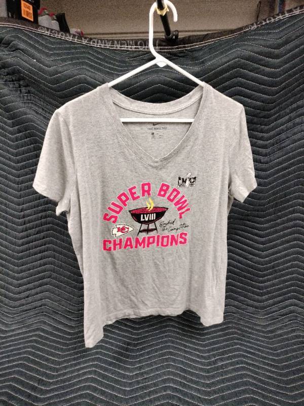 lot 1027 image: Nike Kansas City Chiefs Super Bowl LVIII -L