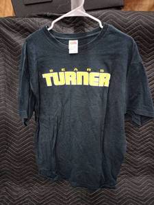 lot 61325 image: Black T-Shirt - Bears Turner - XL