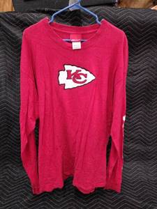 red Kansas City Chiefs long-sleeve crewneck t-shirt - XL