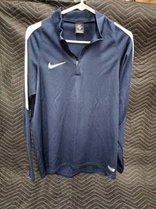 lot 61339 image: navy blue Nike Academy Dri-FIT Football Drill Top - L