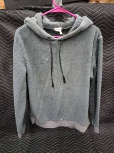 lot 61375 image: ShoSho Grey Sherpa Hoodie - L