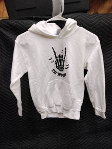 lot 61389 image: Stay Spooky white pullover hoodie - S