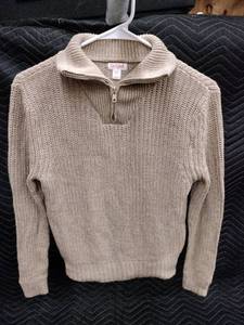 lot 61391 image: Cat and Jack chunky knit quarter-zip sweater - M