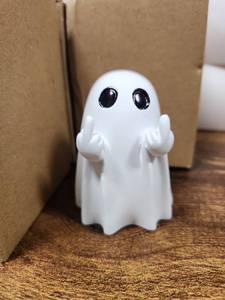 lot 3147 image: Funny Halloween Ghost Figurine- Decor- Flipping The Bird- Middle Finger Salute - Retail $0