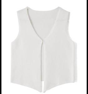 lot 3471 image: Women Size Medium Knit Vest V Neck Button Down Sleeveless - Retail $26