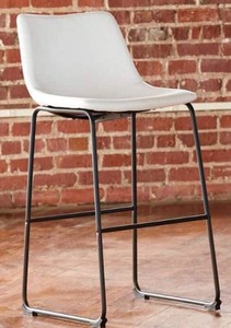 lot 20138 image: Signature Design by Ashley Centiar Barstool D372-730  Retail $109.64