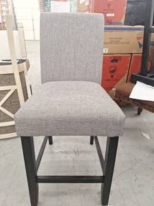 lot 20148 image: Ashley Jeanette Counter Height Bar Stool D702024  Retail $105.99