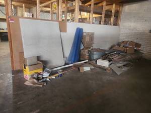 lot 22555 image: Assorted Building Materials & Supplies Lot