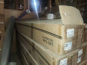 lot 22560 image: 2 Boxes of LED Tube Light Fixture 18W 1200mm
